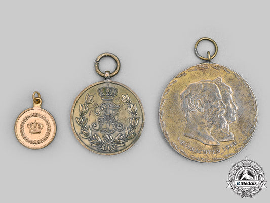 germany,_imperial._a_lot_of_medals&_decorations_c2020_786_mnc3257_1