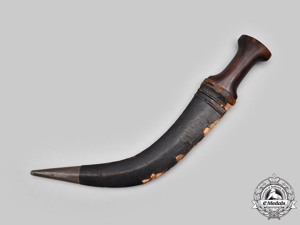 yemen,_ottoman_protectorate._a_jambiya,_c.1900_c2020_786_mnc4814_1