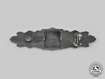 germany,_wehrmacht._a_close_combat_clasp,_bronze_grade,_by_josef_feix&_söhne_c2020_789_mnc3264_1