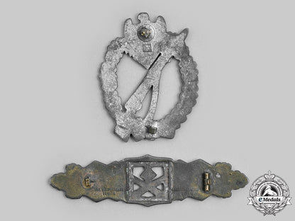 germany,_wehrmacht._a_pair_of_service_badges_c2020_793_mnc3276