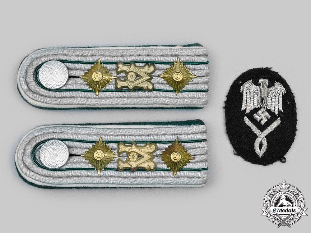 germany,_wehrmacht._a_lot_of_administration_insignia_c2020_793_mnc8024_1