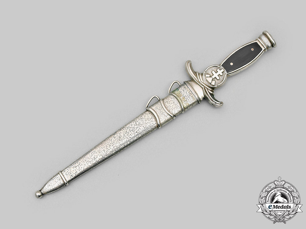 slovakia,_i_republic._an_army_and_government_official’s_m39_dagger_c2020_802_mnc0300