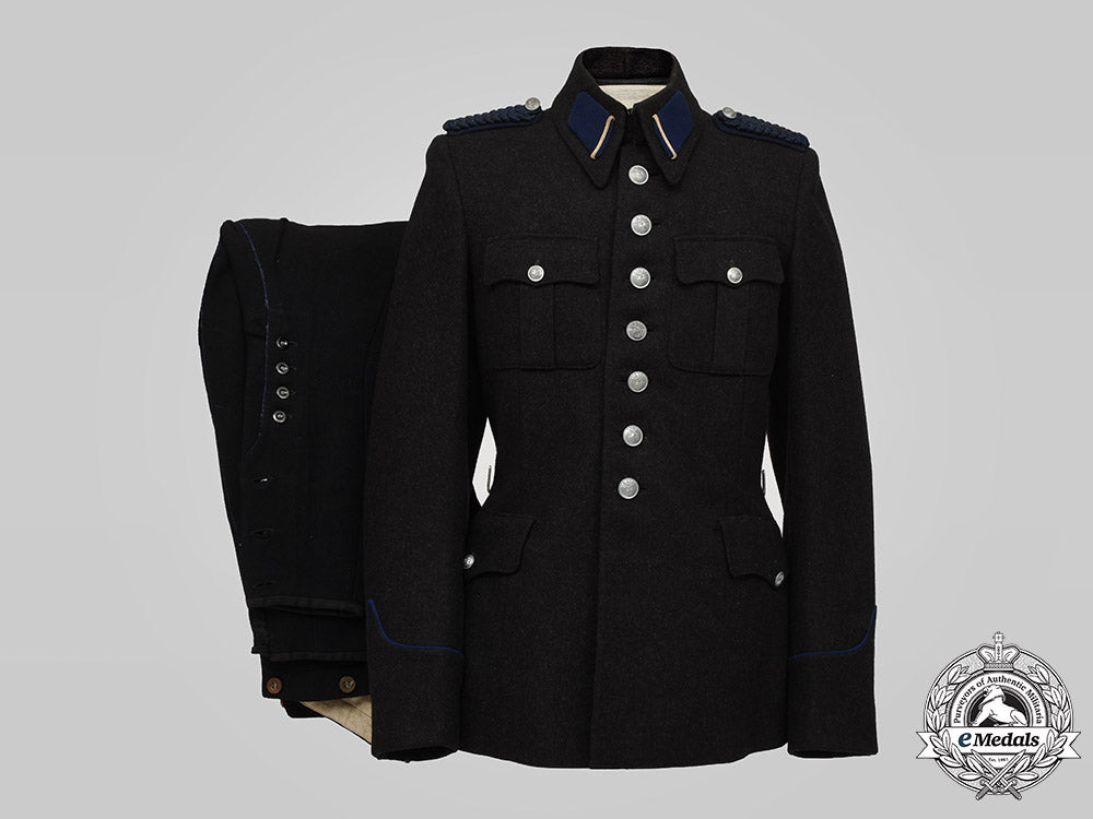 netherlands,_occupied_state._a_royal_netherlands_marechaussee_uniform,_c.1942_c2020_804emd_1345