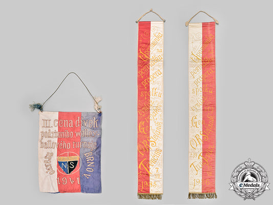 czechoslovakia,_slovakia._a_lot_of_three_banners_c2020_811_mnc0261-copy