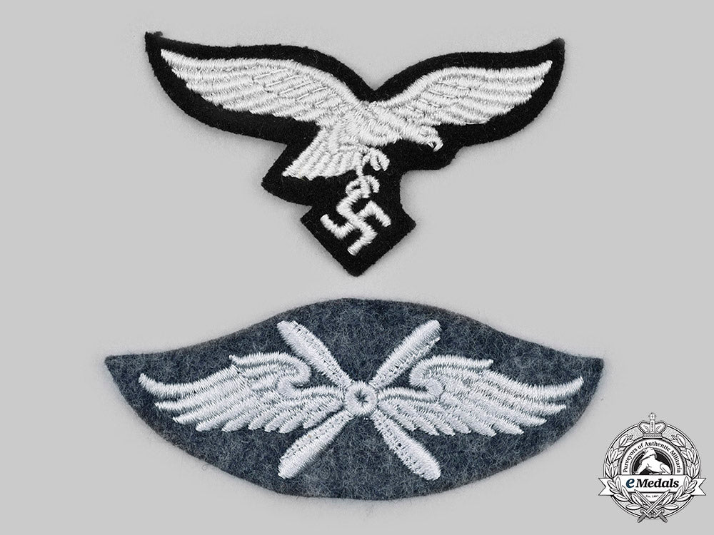 germany,_luftwaffe._a_pair_of_uniform_insignia_c2020_824_mnc0678_1