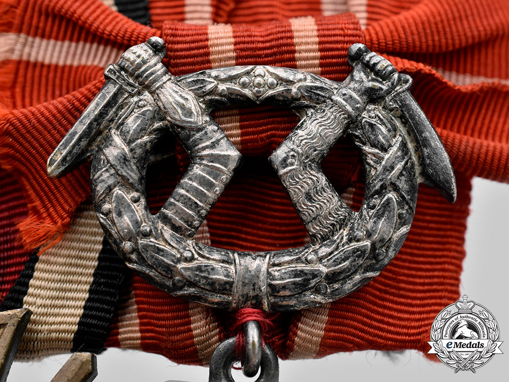 germany,_wehrmacht._a_cross_of_liberty&_ek_spange_medal_bar_c2020_831_mnc3951