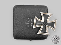 Germany, Wehrmacht. A 1939 Iron Cross I Class, With Case, By C.e. Juncker