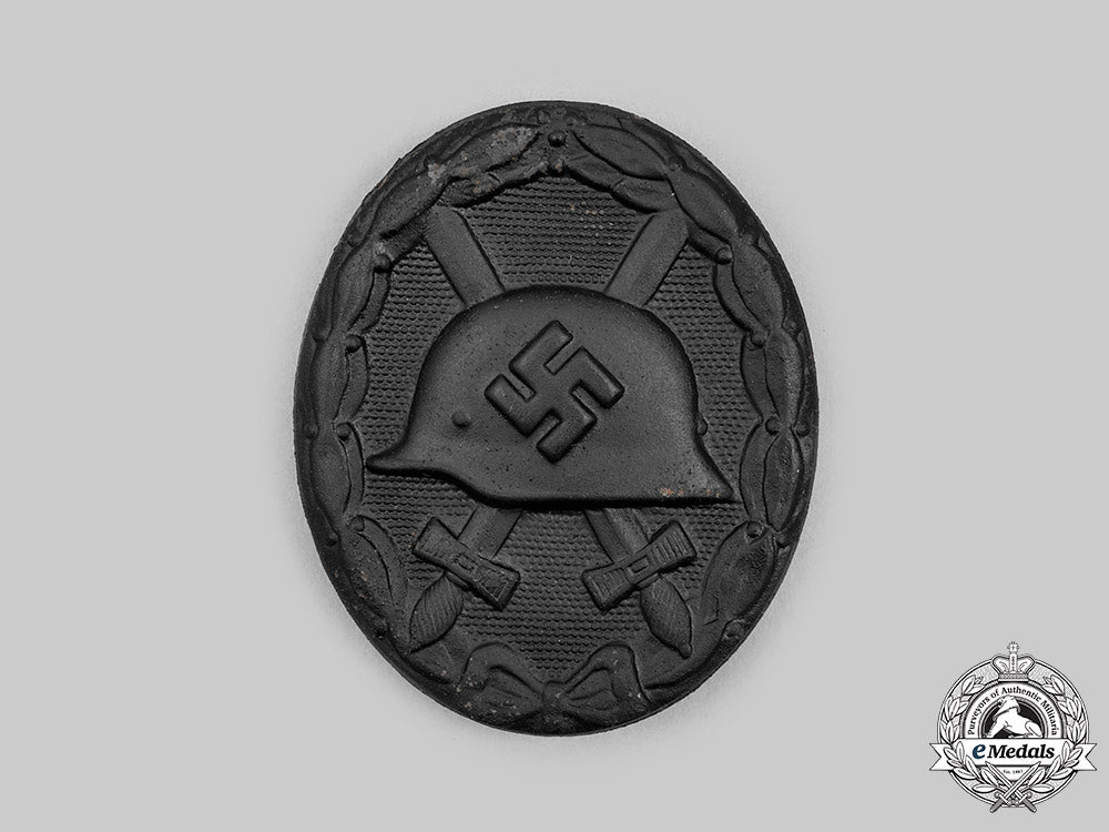 germany,_wehrmacht._a_black_grade_wound_badge,_by_heinrich_wander_c2020_847_mnc4662_1