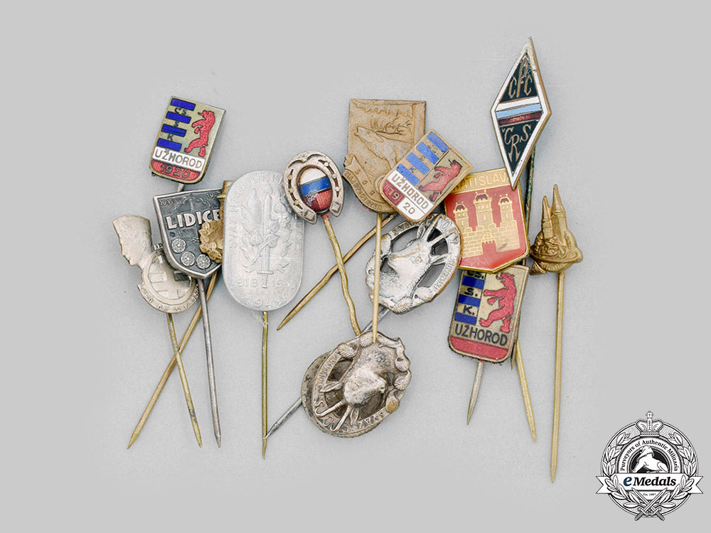 czechoslovakia,_i_republic;_slovakia,_i_republic._a_mixed_lot_of_stick_pins_c2020_861_mnc4051