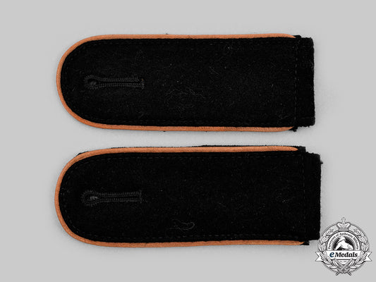 germany,_ss._a_set_of_waffen-_ss_mann_reconnaissance/_motorcycle_personnel_shoulder_straps_c2020_880_mnc8106_1