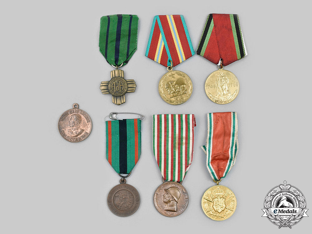 bulgaria,_finland,_italy,_haiti,_russia._a_lot_of_seven_medals_c2020_881_mnc8735_1
