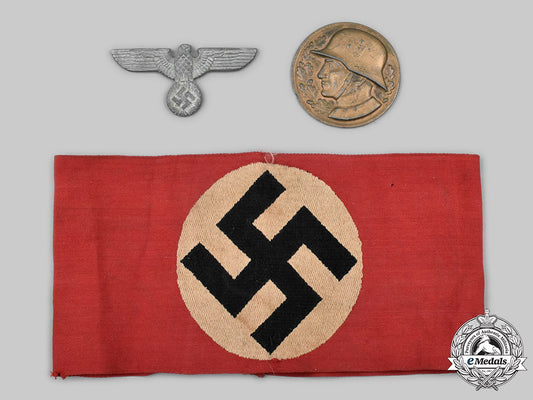 germany,_third_reich._a_mixed_lot_of_insignia_c2020_882_mnc2592