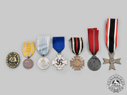 germany._a_mixed_lot_of_medals_c2020_894_mnc8136