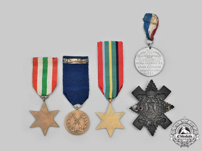 united_kingdom._a_lot_of_five_items_c2020_897_mnc8781