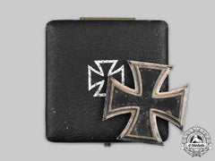 Germany, Wehrmacht. A 1939 Iron Cross I Class, With Case, By Klein & Quenzer