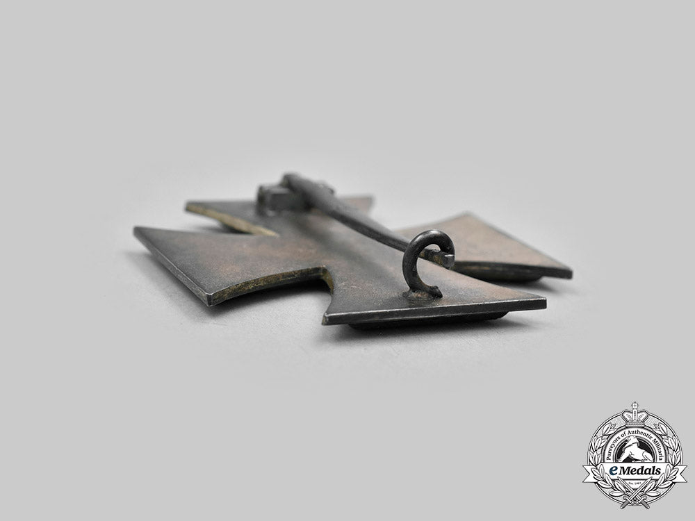 germany,_wehrmacht._a1939_iron_cross_i_class,_with_case,_by_klein&_quenzer_c2020_906_mnc2643