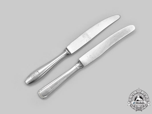 germany,_third_reich._a_pair_of_mess_hall_butter_knives,_kriegsmarine_and_bmw_factory_c2020_919_mnc8955