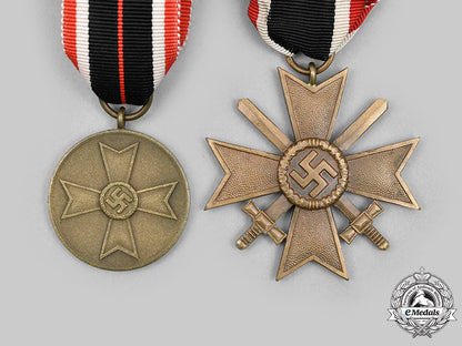 germany,_wehrmacht._a_pair_of_war_merit_decorations_c2020_923_mnc8184_1