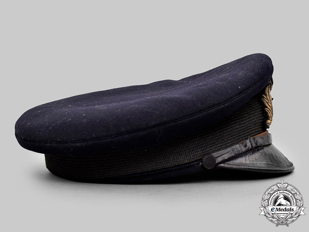 united_kingdom._a_rare_royal_naval_air_service(_rnas)_officer's_visor_cap,_c.1915_c2020_937_mnc7097