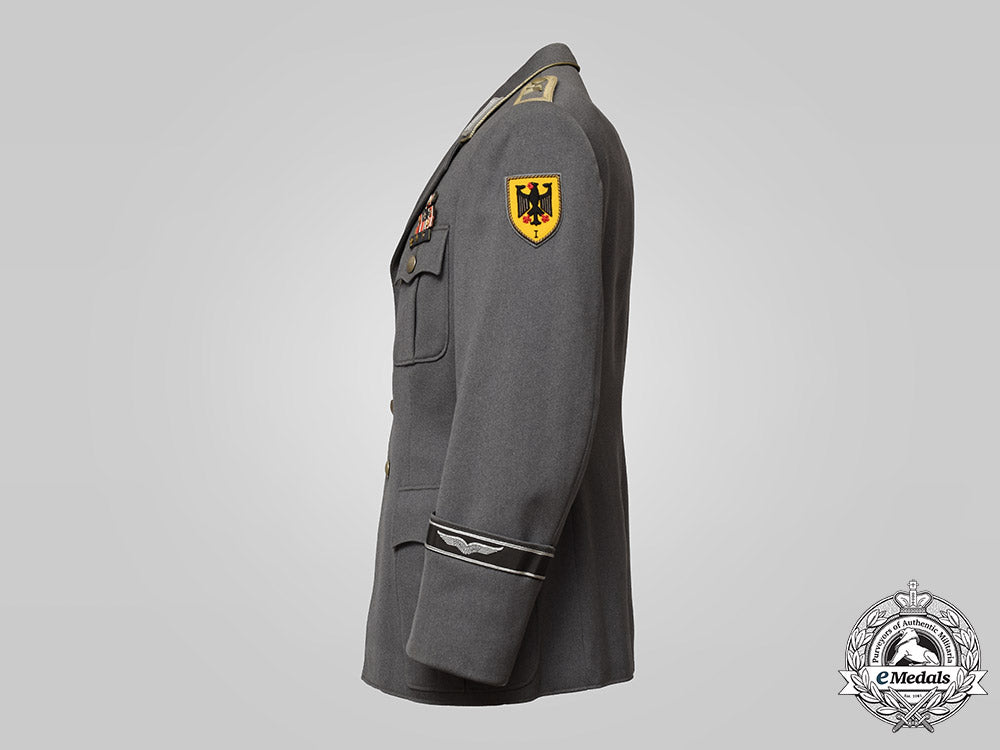 germany,_bundeswehr._a_hauptfeldwebel’s_service_tunic_and_visor_cap_to_a_knight's_cross_recipient_c2020_937cbb_0457_2_1_1_1