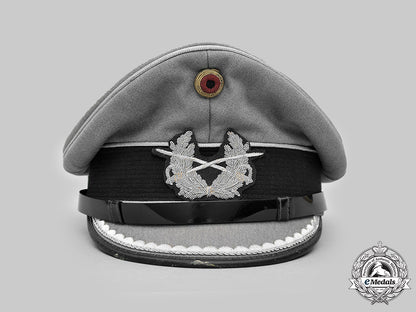 germany,_bundeswehr._a_hauptfeldwebel’s_service_tunic_and_visor_cap_to_a_knight's_cross_recipient_c2020_945_mnc0055_1_2_1_1