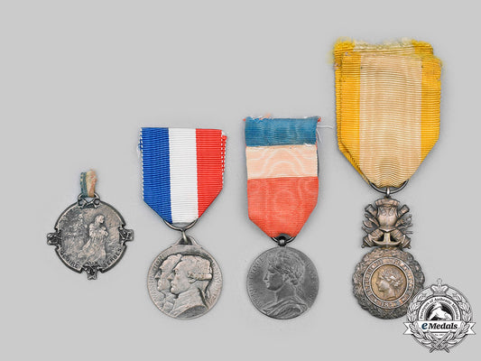 france,_third_republic._lot_of_four_first_war_era_medals_c2020_949_mnc0984_1