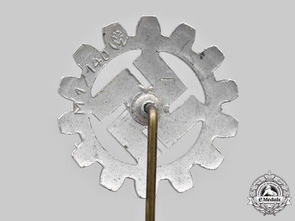 germany,_third_reich._a_mixed_lot_of_stick_pins_c2020_979_mnc8598_1