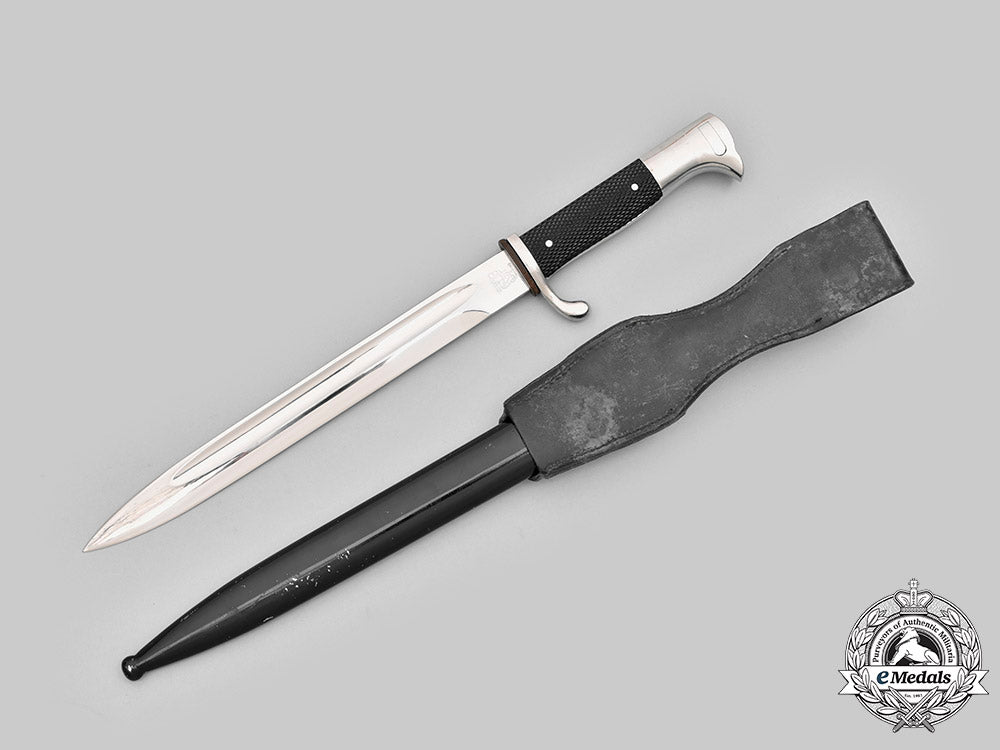 germany,_hj._a1942_wachgefolgschaft_dress_bayonet,_by_carl_eickhorn_c2020_985_mnc0788