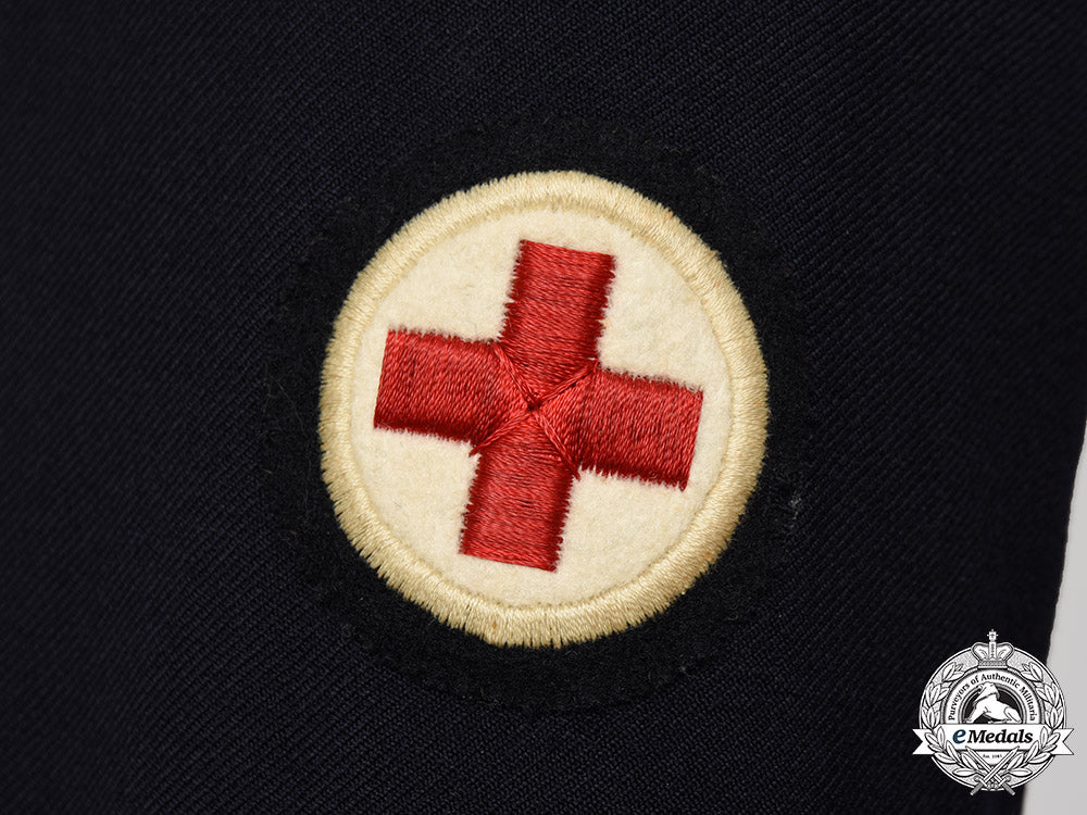 canada,_commonwealth._a_canadian_red_cross_corps_tunic_and_skirt,_worn_by_b._harvey,_by_eaton,1944_c20213cbb_0106_1_1