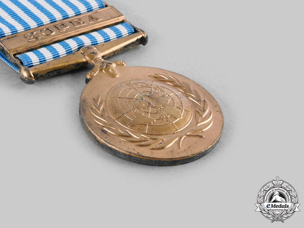 greece,_hellenic_republic;_united_nations._a_united_nations_service_medal_for_korea_with_greek_text_c20214_emd6767