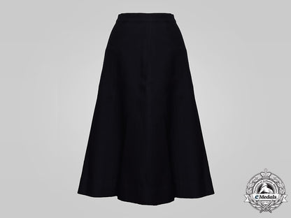 canada,_commonwealth._a_canadian_red_cross_corps_tunic_and_skirt,_worn_by_b._harvey,_by_eaton,1944_c20215cbb_0127_1_1