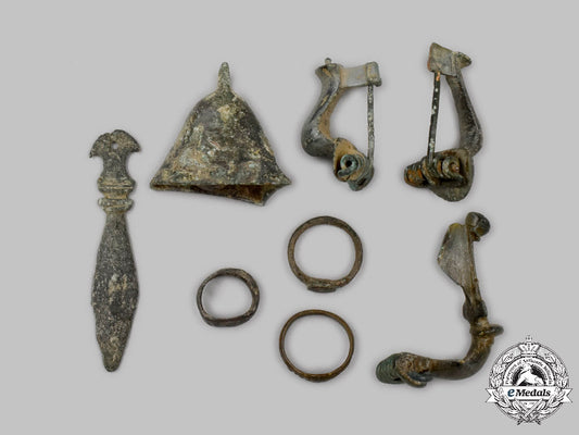 a_lot_of_ground_found_roman_jewellery,_c.1-3_century_a.d._c2021_007_mnc1862_1