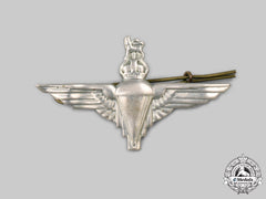 United Kingdom. A Second War Parachute Regiment Beret Badge