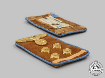 germany,_nsdap._a_set_of_orts-_level_obergemeinschaftsleiter_collar_tabs_c2021_045emd_9266