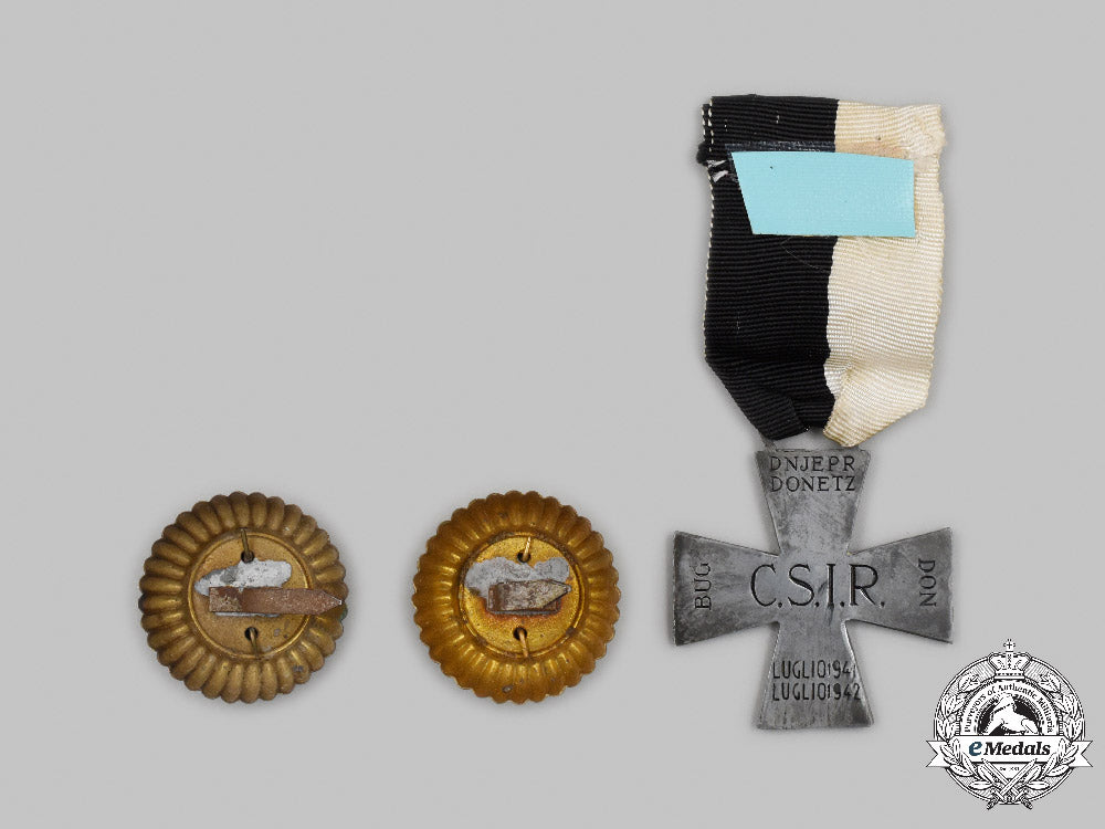italy_and_ukraine._a_mixed_lot_of_decorations_and_insignia_c2021_049emd_6891_1