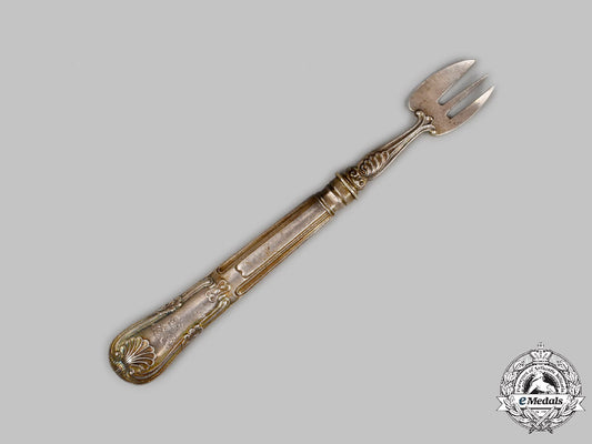 hannover,_kingdom._a_silver_oyster_fork_from_the_estate_of_king_ernst_august,_by_johann_george_hossauer,_c.1840_c2021_052_mnc2000