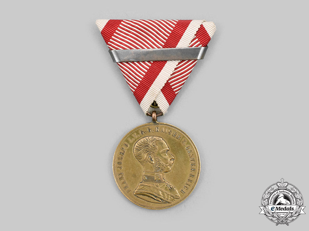 austria,_empire._a_bravery_medal,_i_class,_gold_grade,_c.1916_c2021_052_mnc3781