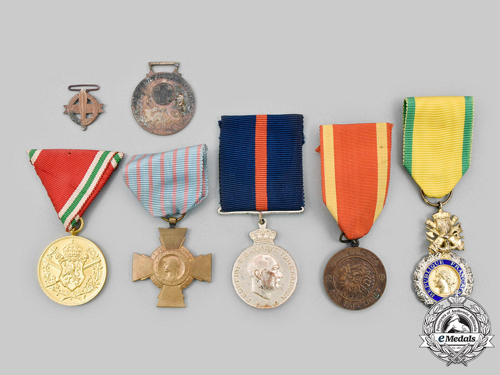 bulgaria,_finland,_france,_greece._a_lot_of_seven_awards_c2021_063_mnc3679_1