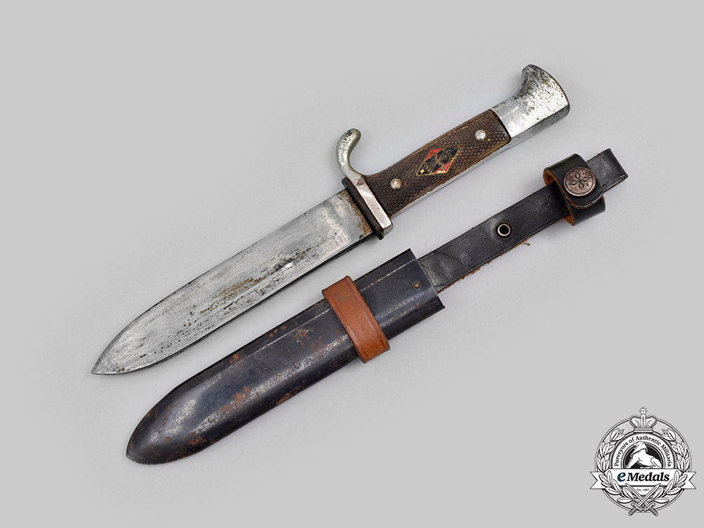 spain,_fascist_state._a_falange_youth_knife1939_c2021_065_mnc9822_1