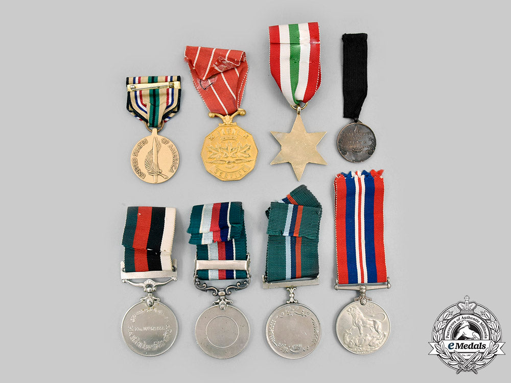 canada,_italy,_pakistan,_united_kingdom,_united_states._a_lot_of_eight_awards_c2021_066_mnc3689_1