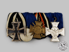 Germany. An Imperial &  Third Reich Period Combatant’s Medal Bar With Police Service