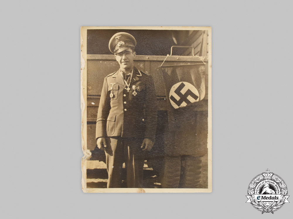 germany,_wehrmacht._a_lot_of_certificates,_with_veteran’s_photo_c2021_076emd_7063