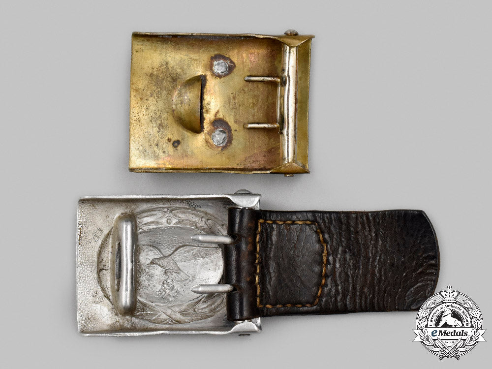 germany,_third_reich._a_pair_of_belt_buckles_c2021_086_mnc8113