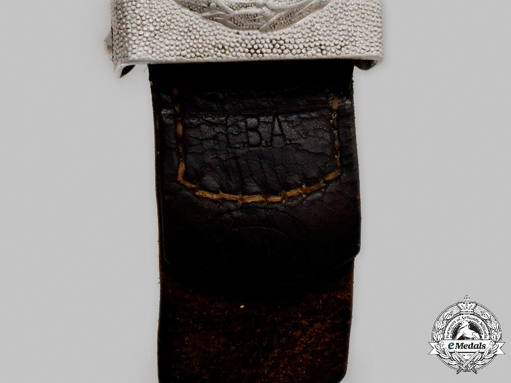 germany,_third_reich._a_pair_of_belt_buckles_c2021_087_mnc8115