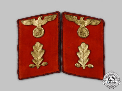 germany,_nsdap._a_set_of_gau-_level_abschnittsleiter_collar_tabs_c2021_094emd_9356