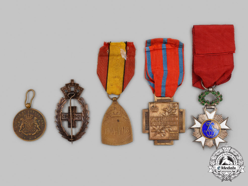 belgium,_kingdom._a_lot_of_five_awards&_decorations_c2021_115emd_7107_1