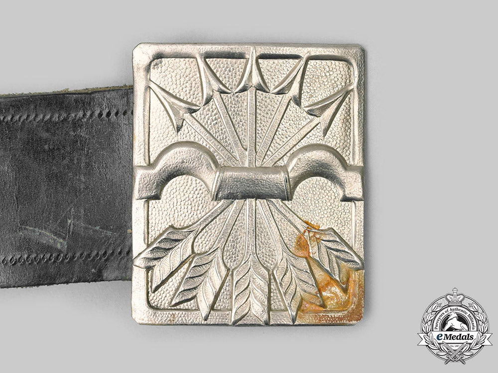 spain,_facist_state._a_nationalist_spanish_civil_war_group_c2021_128_mnc9987_1_1