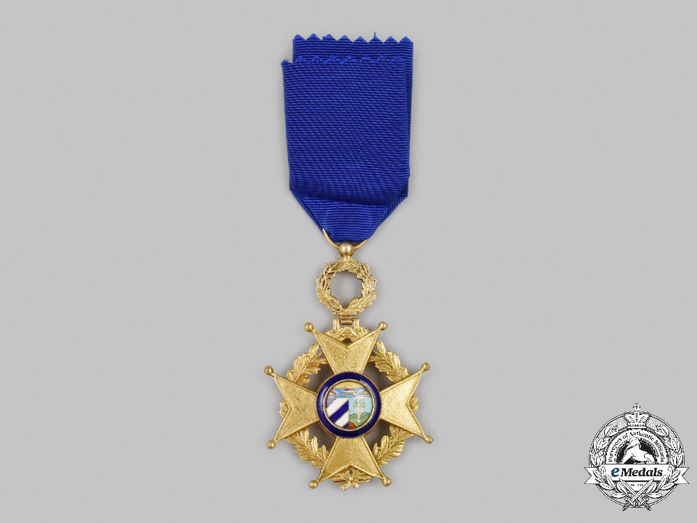 cuba,_republic._an_order_of_military_merit,_iii_class_officer_for_company_grade_officers_c2021_145emd_9453