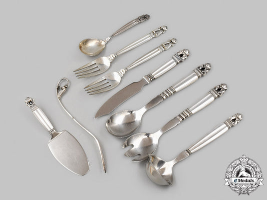 denmark._a_lot_of_vintage_silverware,_by_georg_jensen_c2021_170emd_2807_1