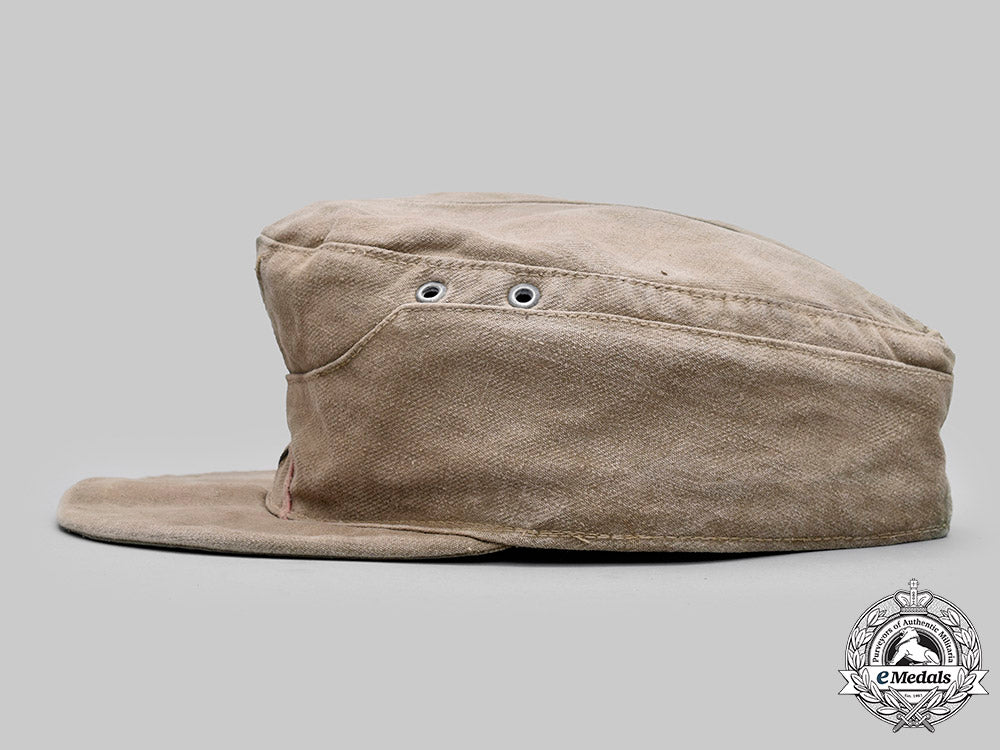 germany,_heer._an_afrikakorps_panzer_em/_nco’s_m43_field_cap,_by_carl_halfar_c2021_176_mnc5363